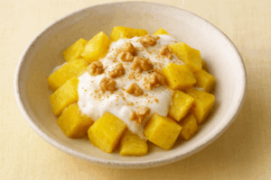 さつまいもとヨーグルトの腸活デザートサラダ